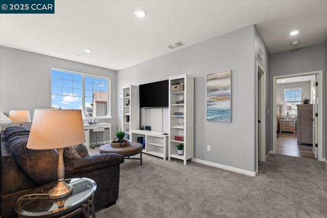 405 Avanti Way, Oakley CA: https://media.crmls.org/mediaz/1d9b6a26-4b39-4b0e-ab25-ac42621b0783.jpg