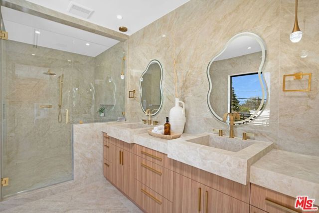 17509 Martha Street photo 37