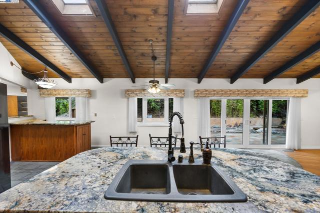 699 Fiesta Place, Hayward CA: https://media.crmls.org/mediaz/1d9d4f22-d026-45a4-9679-dc22d940bfd0.jpg