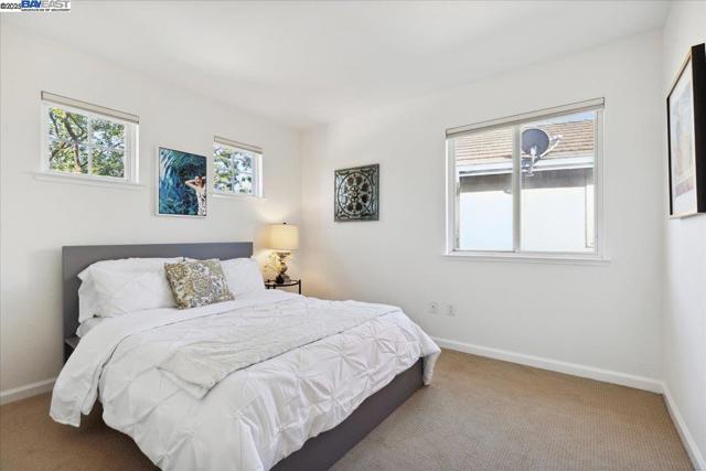 231 Stetson Dr, Danville CA: https://media.crmls.org/mediaz/1d9de233-c5e3-492f-92bf-eb577e1cc99f.jpg