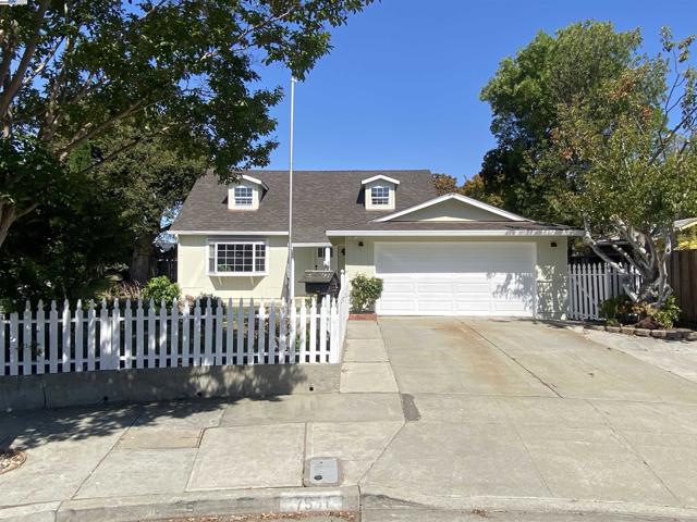 7551 Buckeye Pl, Newark CA: https://media.crmls.org/mediaz/1d9e887b-c648-4dc1-8275-d5be3b3570ee.jpg