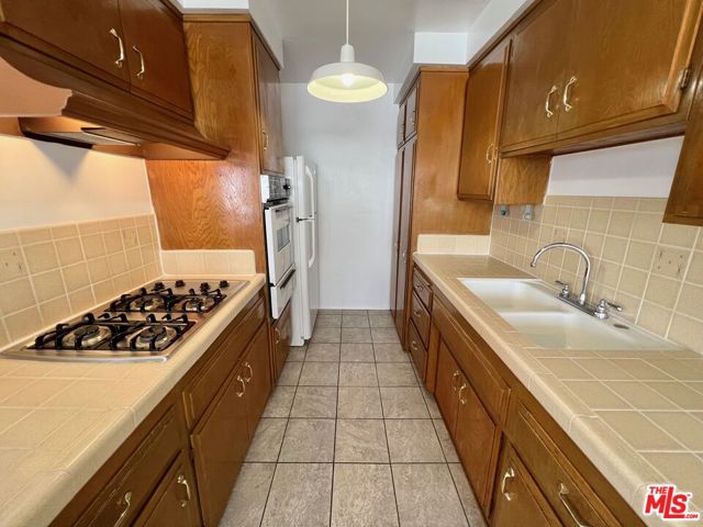 Drew Fenton | 11727 Mayfield Avenue Los Angeles CA | MLS: 7439608 Drew Fenton | 11727 Mayfield Avenue Los Angeles CA | MLS: 7439608