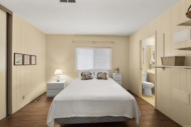 650 S Rancho Santa Fe Road, San Marcos CA: https://media.crmls.org/mediaz/1d9edd01-b01c-45ad-b97e-3e24ed3e484c.jpg