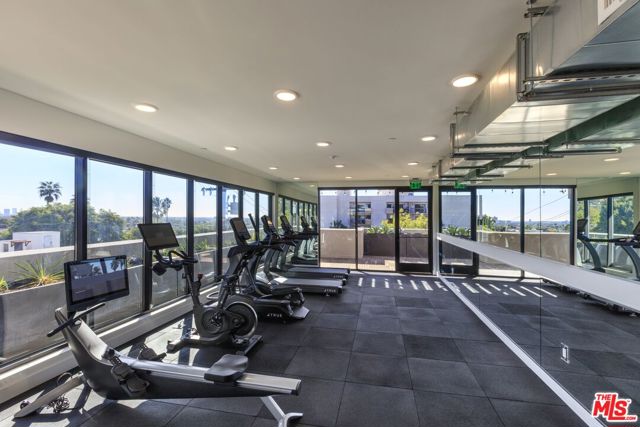 1250 N Fairfax Avenue, West Hollywood CA: https://media.crmls.org/mediaz/1da0b0c2-1c8d-4781-a460-abaae36e8d55.jpg