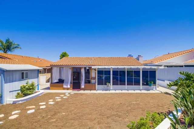 7460 Kamwood, San Diego CA: https://media.crmls.org/mediaz/1da32644-8de3-4049-a9ef-7716979a338e.jpg