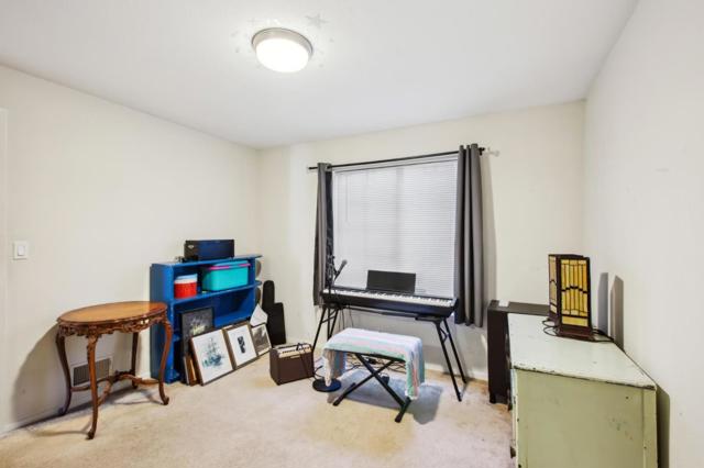 1615 Oakdale Avenue, San Francisco CA: https://media.crmls.org/mediaz/1da39cfa-35b0-4cfe-bd85-9b316442f654.jpg