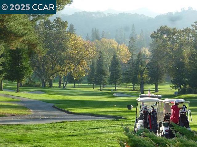 2200 Pine Knoll Dr, Walnut Creek CA: https://media.crmls.org/mediaz/1da3a3fe-73e0-4af6-8ad7-9d70c90fcf7d.jpg