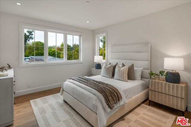 4 Bed Home for Sale in Los Angeles, California