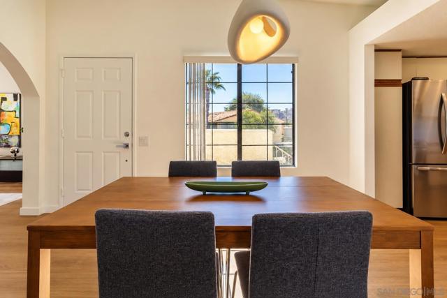 2001 Camino Parocela E #C22, Palm Springs, CA 92264