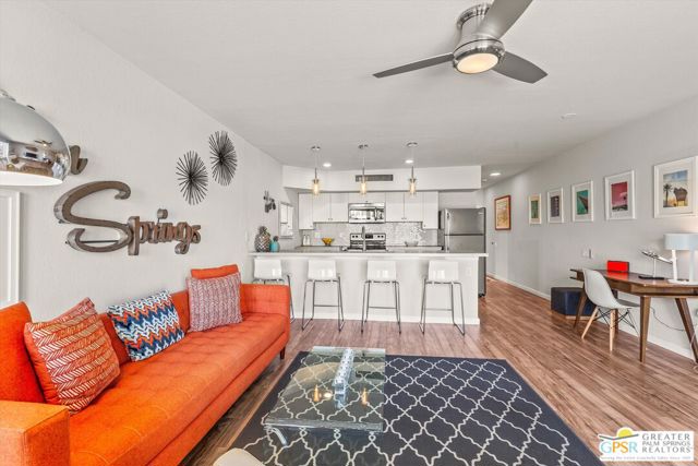 1655 E Palm Canyon Drive, Palm Springs CA: https://media.crmls.org/mediaz/1da7508d-e5fb-4de5-9bc0-da4bf4da48e4.jpg