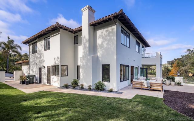 2815 Santa Fe Vista Ct, Encinitas CA: https://media.crmls.org/mediaz/1da79438-43a5-4303-80fd-d2ae864111c9.jpg
