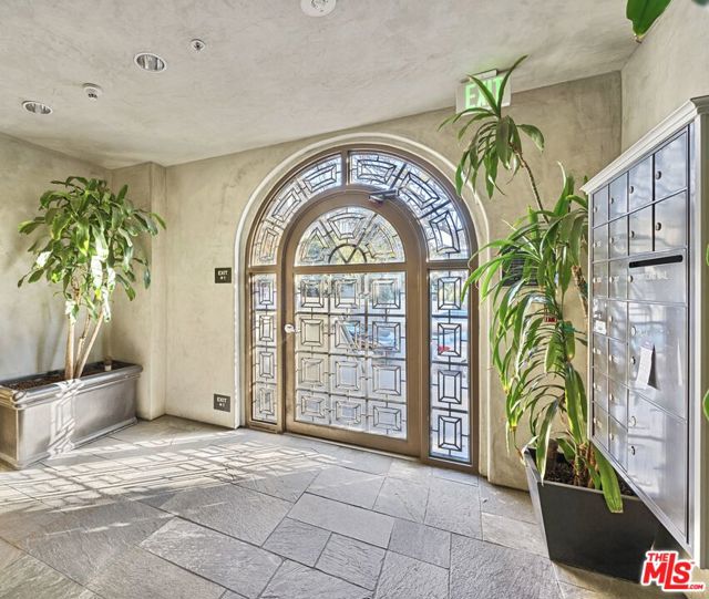 Image 3 of 26 For 357 Hayworth Avenue 201