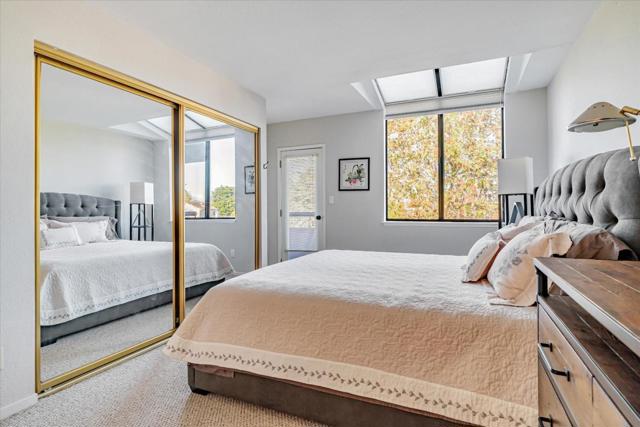 5 W Bellevue Avenue, San Mateo CA: https://media.crmls.org/mediaz/1da8c273-13df-4aa8-a107-73e4436c88dd.jpg