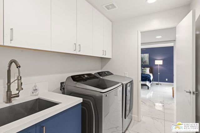 68095 Seven Oaks Place, Cathedral City CA: https://media.crmls.org/mediaz/1da9f90c-cacb-4ec3-9a2e-99f2bb77de49.jpg