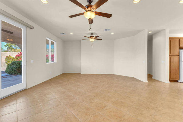 Image 4 of 62 For 8965 Mountain Pass Drive