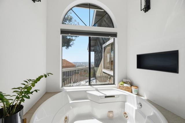 Image 37 of 51 For 1539 San Miguel Ave