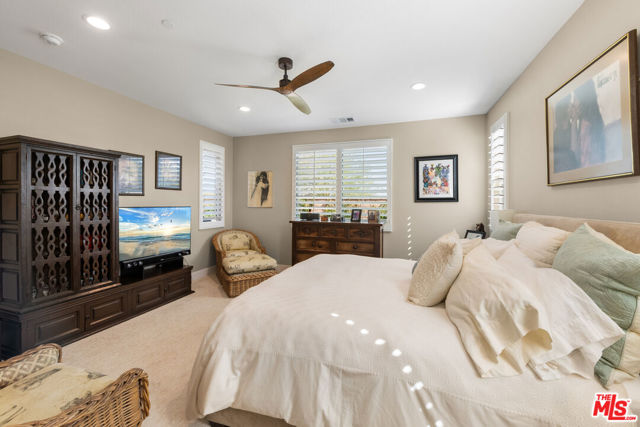 81975 Via San Clemente, La Quinta CA: https://media.crmls.org/mediaz/1dacebf8-b472-4030-9d3c-b76bdbdfea5e.jpg