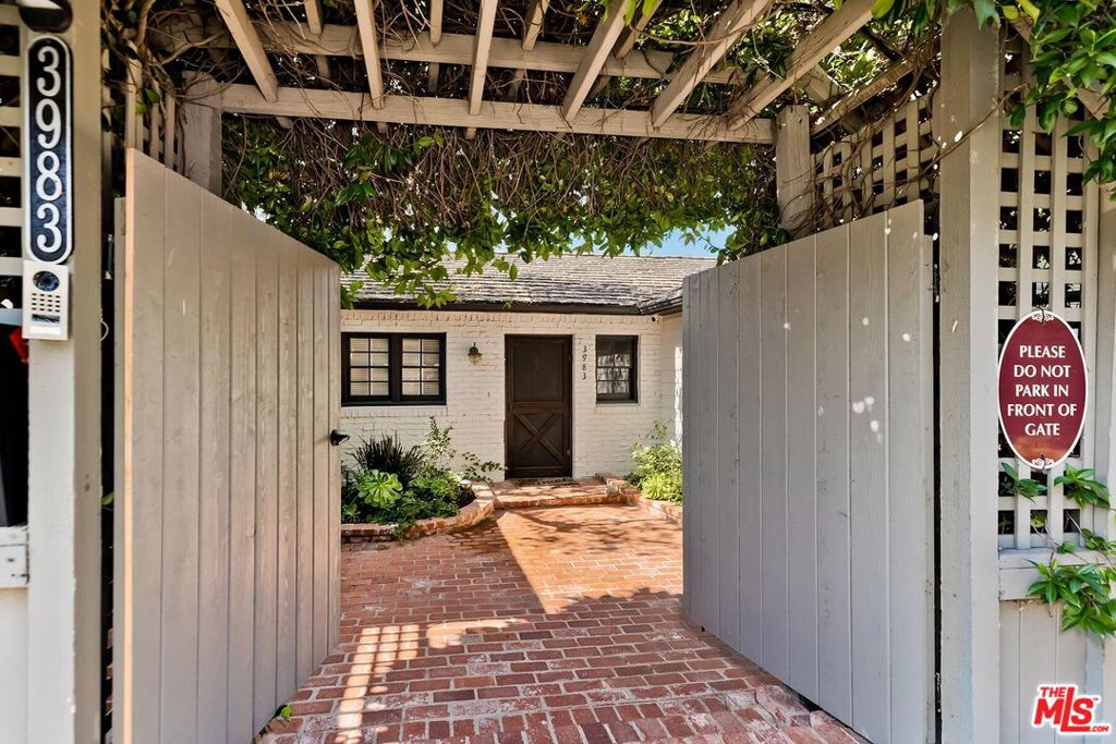 3983 Sunswept DriveStudio City img 19