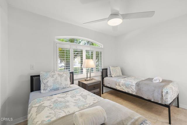 2036 Pierpont Boulevard, Ventura CA: https://media.crmls.org/mediaz/1dad6de2-026d-4175-b6b9-c7de466193f1.jpg