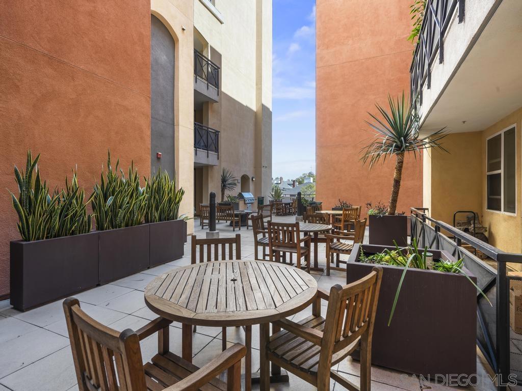 3687 4th Ave - photo 6