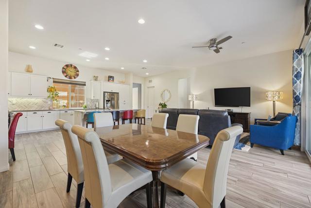 4017 Via Fragante, Palm Desert CA: https://media.crmls.org/mediaz/1dae07e5-72a8-4220-a558-992c359f600f.jpg