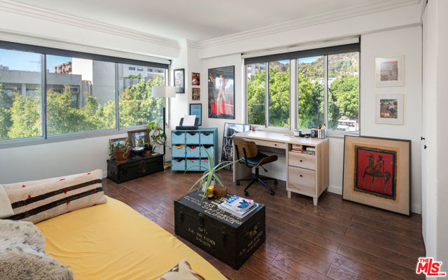 7135 Hollywood Boulevard, Los Angeles CA: https://media.crmls.org/mediaz/1daf5d3f-44a6-4bc9-b451-1a0c05c49d54.jpg