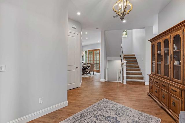 Detail Gallery Image 5 of 34 For 276 Hilltop Dr, Chula Vista,  CA 91910 - 4 Beds | 3/1 Baths