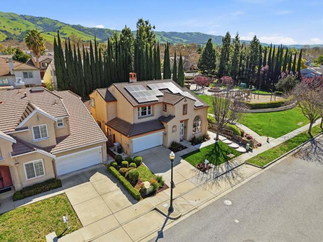 Image 42 of 65 For 3946 Louvre Avenue