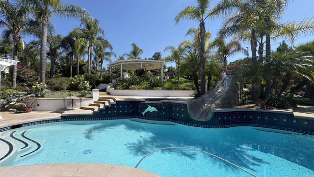 15696 Oakstand Road, Poway CA: https://media.crmls.org/mediaz/1db1d005-fd6e-4e49-a533-eec634c8e512.jpg