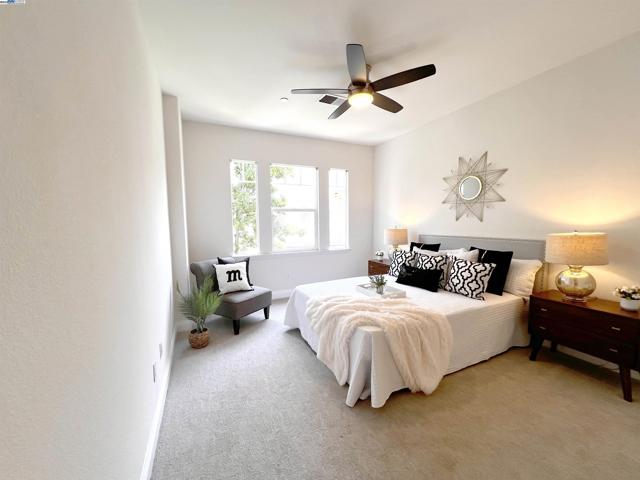 49031 Woodgrove Cmn, Fremont CA: https://media.crmls.org/mediaz/1db22c02-5389-4a56-82cb-c67ce9aa9f4b.jpg