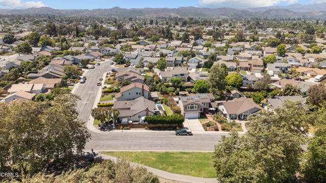 8984 Santa Margarita Road, Ventura CA: https://media.crmls.org/mediaz/1db32d5a-293f-4f27-a7c8-f7452dfdeafb.jpg