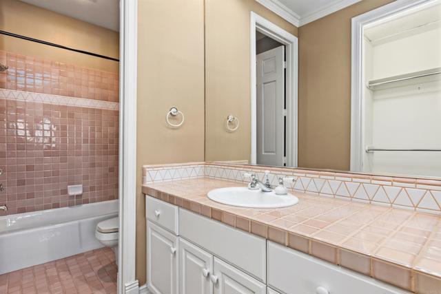 Detail Gallery Image 43 of 58 For 12213 Fairway Pointe Row, Rancho Bernardo (San Diego),  CA 92128 - 4 Beds | 4/1 Baths