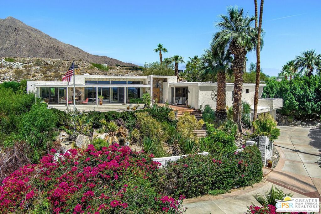 1080 W Cielo Drive