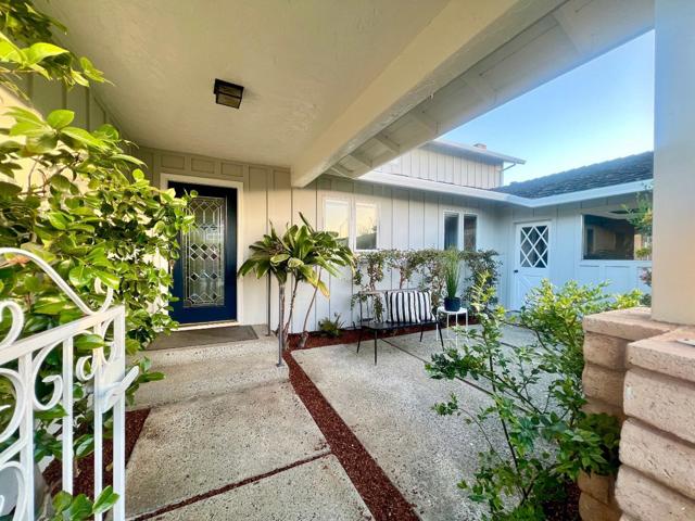 665 Towle Way, Palo Alto CA: https://media.crmls.org/mediaz/1db3fbb4-2982-4278-9875-b03985312f0d.jpg