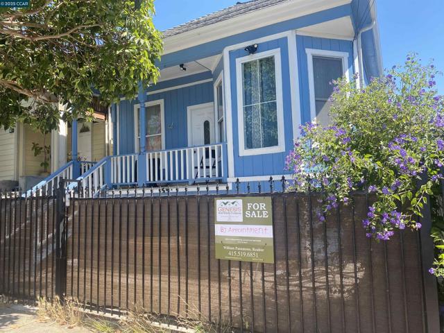 540 3rd St, Richmond CA: https://media.crmls.org/mediaz/1db45ce3-003b-48b1-82e2-4bb5667aac50.jpg