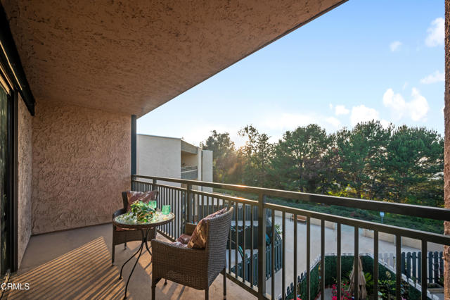 Detail Gallery Image 25 of 45 For 4499 via Marisol #321,  Los Angeles,  CA 90042 - 2 Beds | 2 Baths