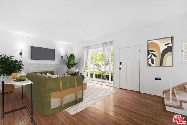 6427 1/2 Orange Street, Los Angeles CA: https://media.crmls.org/mediaz/1db4d315-b09b-4553-9cab-8d74ff279fbb.jpg