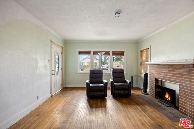 9234 Guess Street, Rosemead CA: https://media.crmls.org/mediaz/1db5c3c5-a09e-42f8-9760-496556038370.jpg