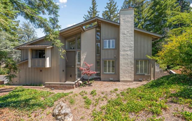 700 Sand Hill Circle, Menlo Park CA: https://media.crmls.org/mediaz/1db73934-392c-4f56-a30b-b5229608ab8b.jpg