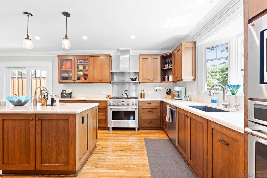 MLS #250035082SD img 2