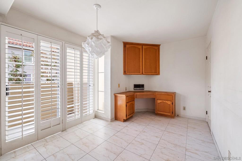 MLS #250044118SD image #18