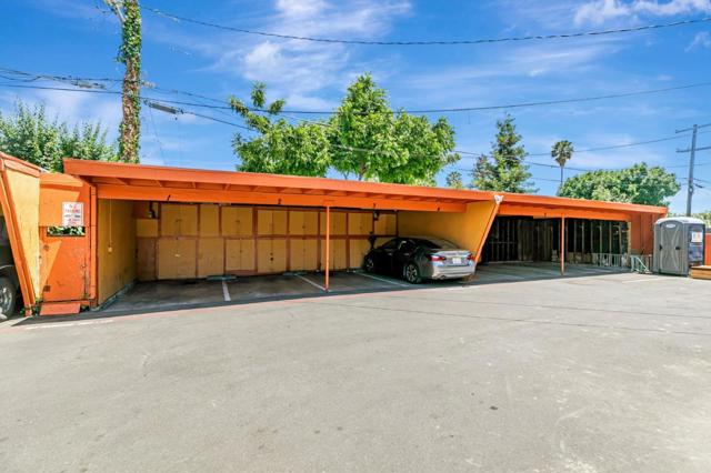 Image 17 of 23 For 508514 Willard Avenue