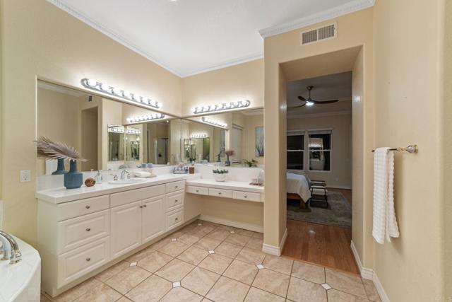 Detail Gallery Image 28 of 62 For 2216 Blossom Hill Ln, Escondido,  CA 92029 - 5 Beds | 4/1 Baths