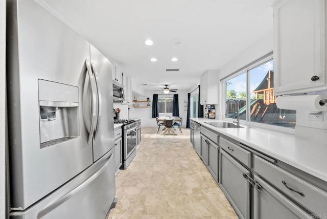 538 Tag Lane, Ramona CA: https://media.crmls.org/mediaz/1dbabe87-1709-44c5-8809-7d4655bd9777.jpg