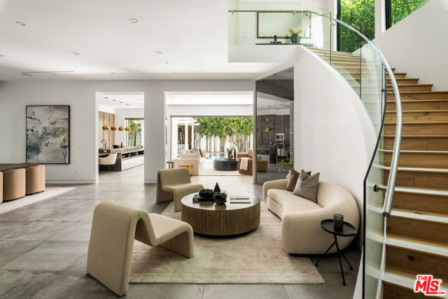 833 N Cherokee Avenue, Los Angeles CA: https://media.crmls.org/mediaz/1dbaeb8e-71df-4216-8b7a-5ee09e1e8ff2.jpg