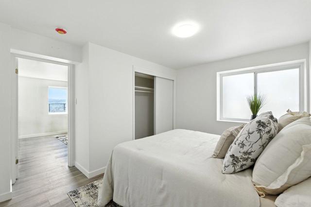 553 Diamond Avenue, South San Francisco CA: https://media.crmls.org/mediaz/1dbb1f6e-a899-4704-9402-73d3ffa69fd5.jpg