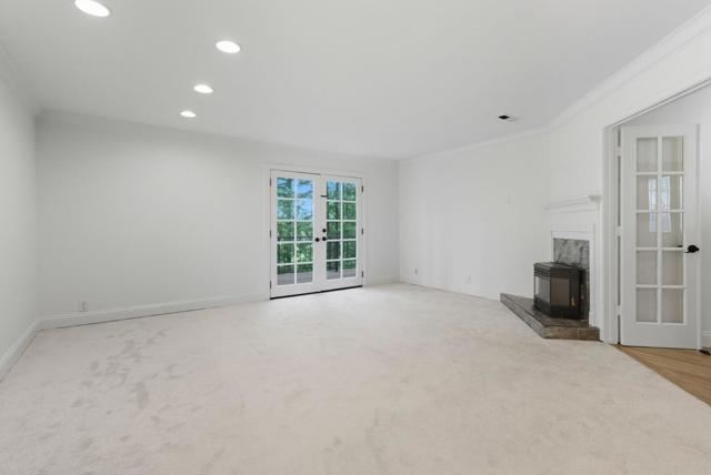 23489 Hutchinson Road, Los Gatos CA: https://media.crmls.org/mediaz/1dbba7e1-0724-485d-9ac2-c8ca87086f72.jpg