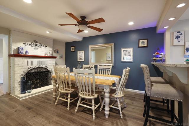 1687 Gecko Road, Vista CA: https://media.crmls.org/mediaz/1dbbd25a-eea0-4235-921f-dd6e957fd25d.jpg