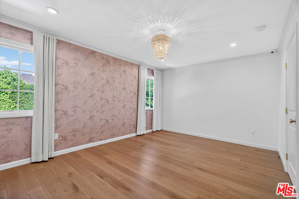 MLS #26845863 image #37
