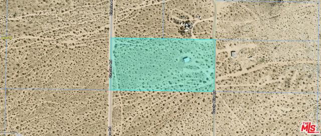 5170 Dusty Mile Road, Landers CA: https://media.crmls.org/mediaz/1dbc1701-0833-4567-baa6-08439419b548.jpg